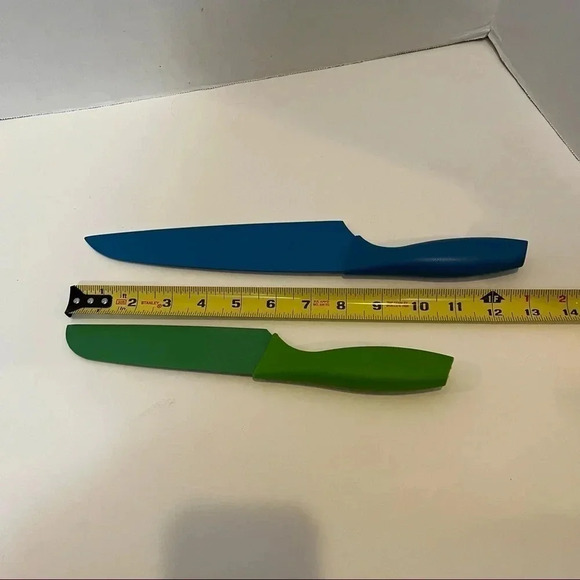 Tomodachi Set Of 3 Knives 5.5” Santoku 8” Chef Japanese 6” Sandwich - Picture 6 of 8